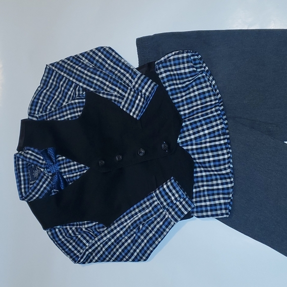 Nautica Other - 4 piece Nautica suit